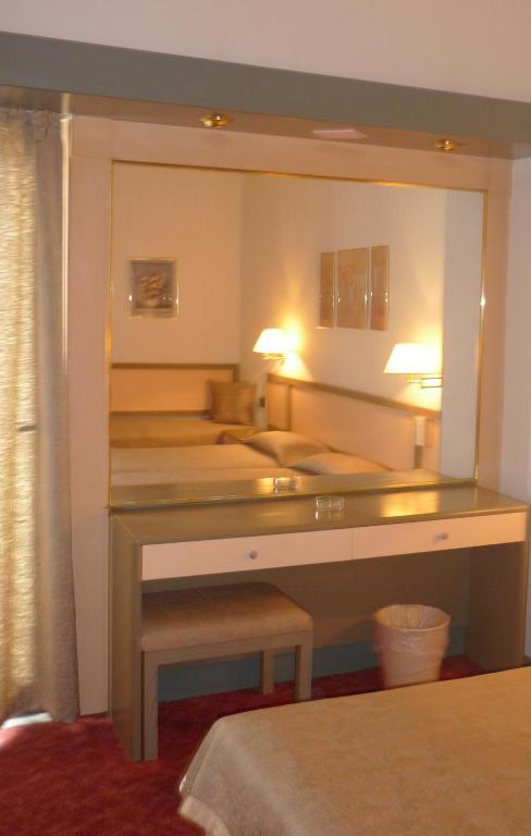 Rhodes City Rainbow Hotel חדר תמונה