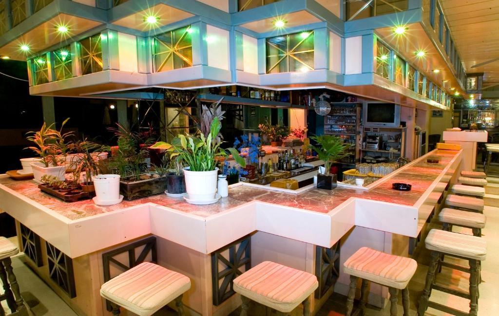 Rhodes City Rainbow Hotel מראה חיצוני תמונה